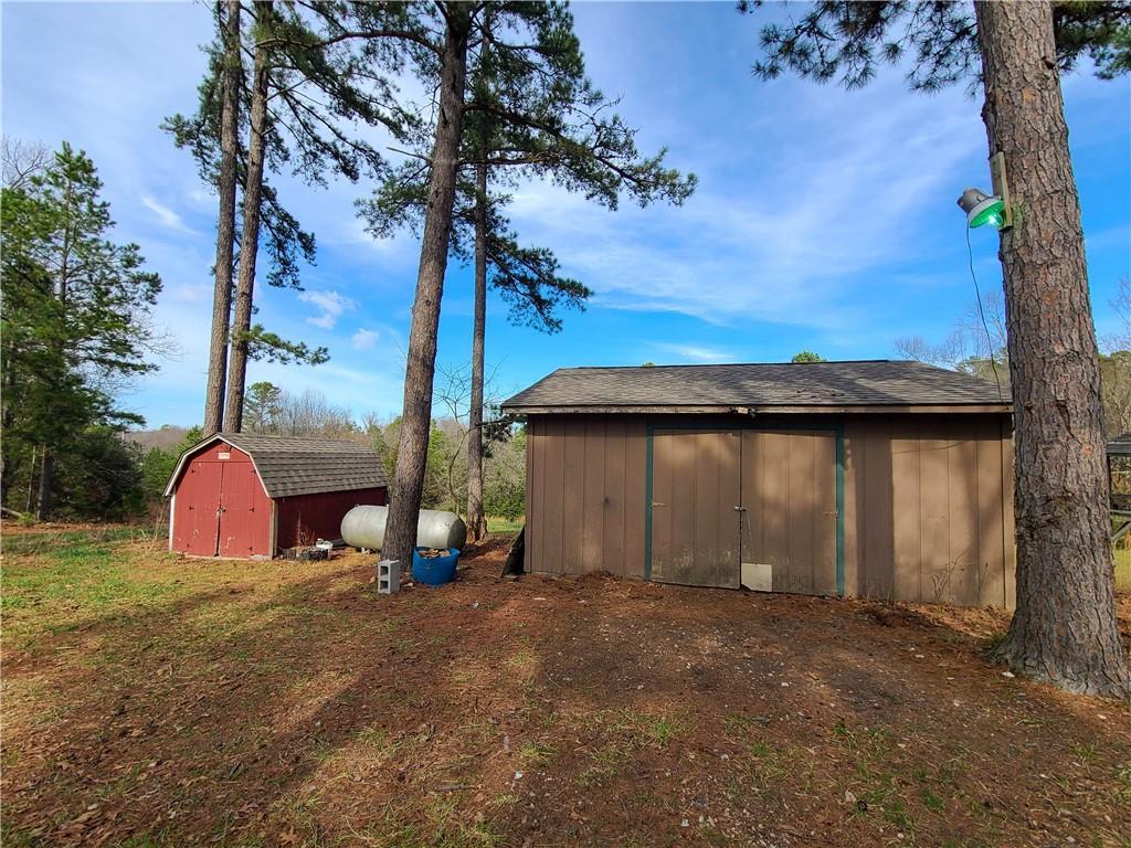 18772 Davis Road — photo 32