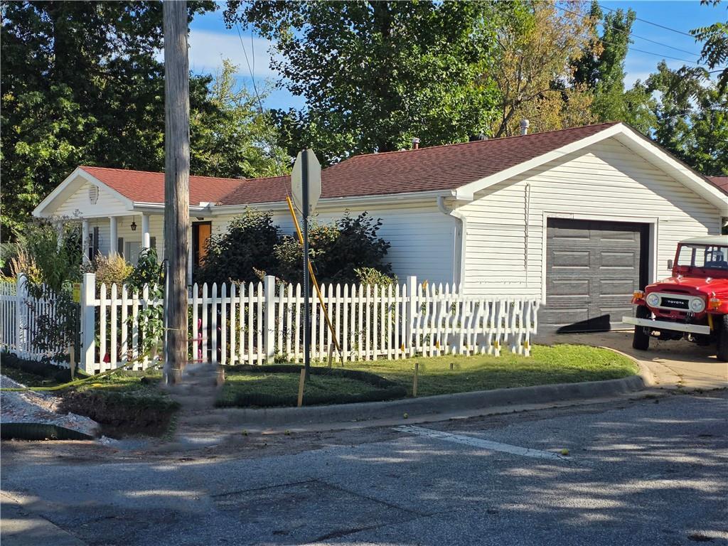 610 Central Avenue — photo 55